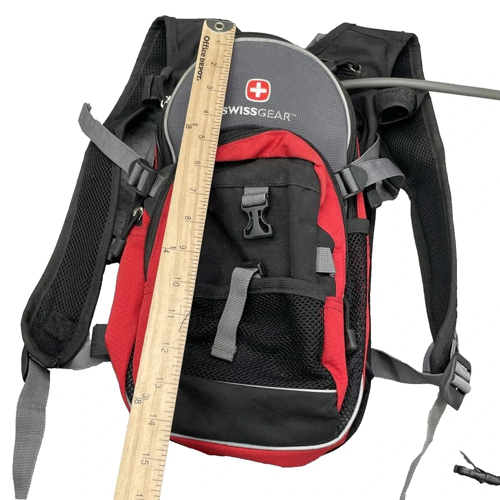 Swiss Gear Backpack‎ Medium Red Hydration System Hiking Camping Travel  Gorpcore